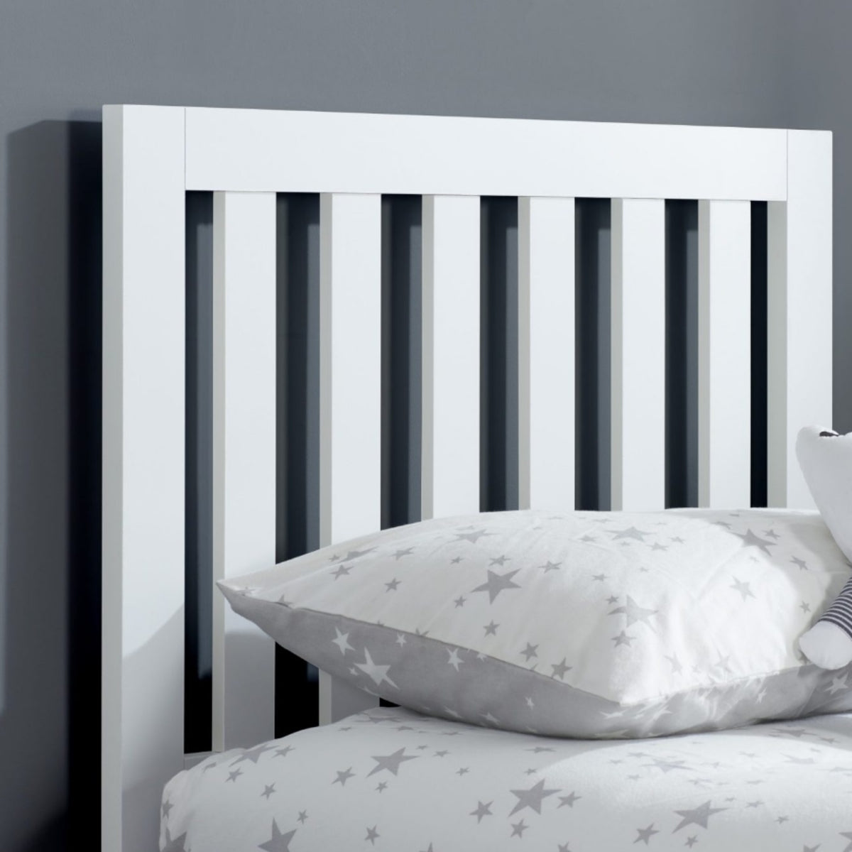 2026 Appleby Bed - White