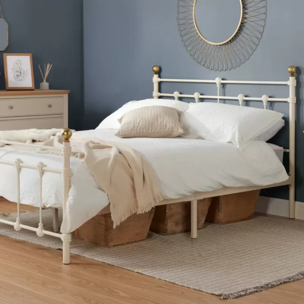 2026 Atlas Bed - Cream