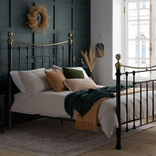 2026 Bronte Bed - Black