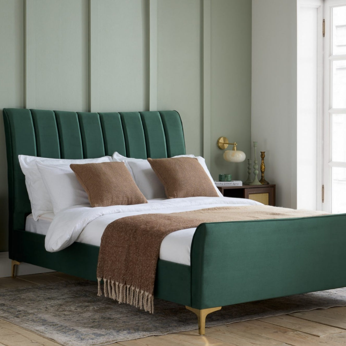 2026 Clover Fabric Bed - Green