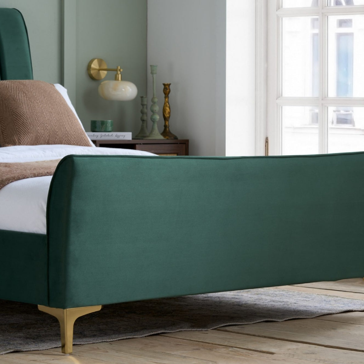 2026 Clover Fabric Bed - Green