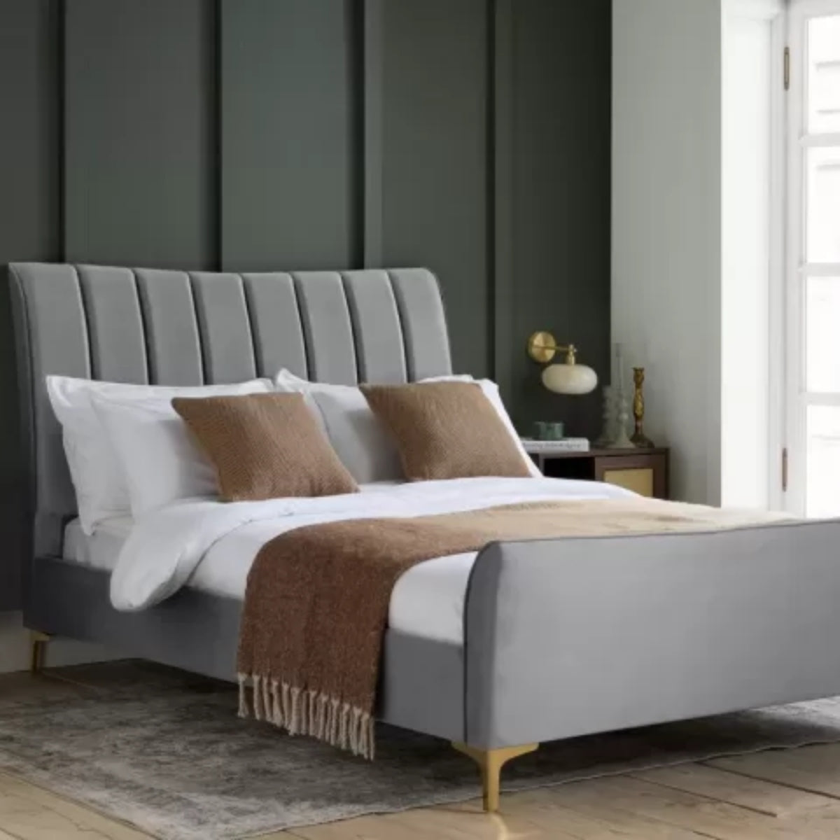 2026 Clover Fabric Bed - Grey Velvet