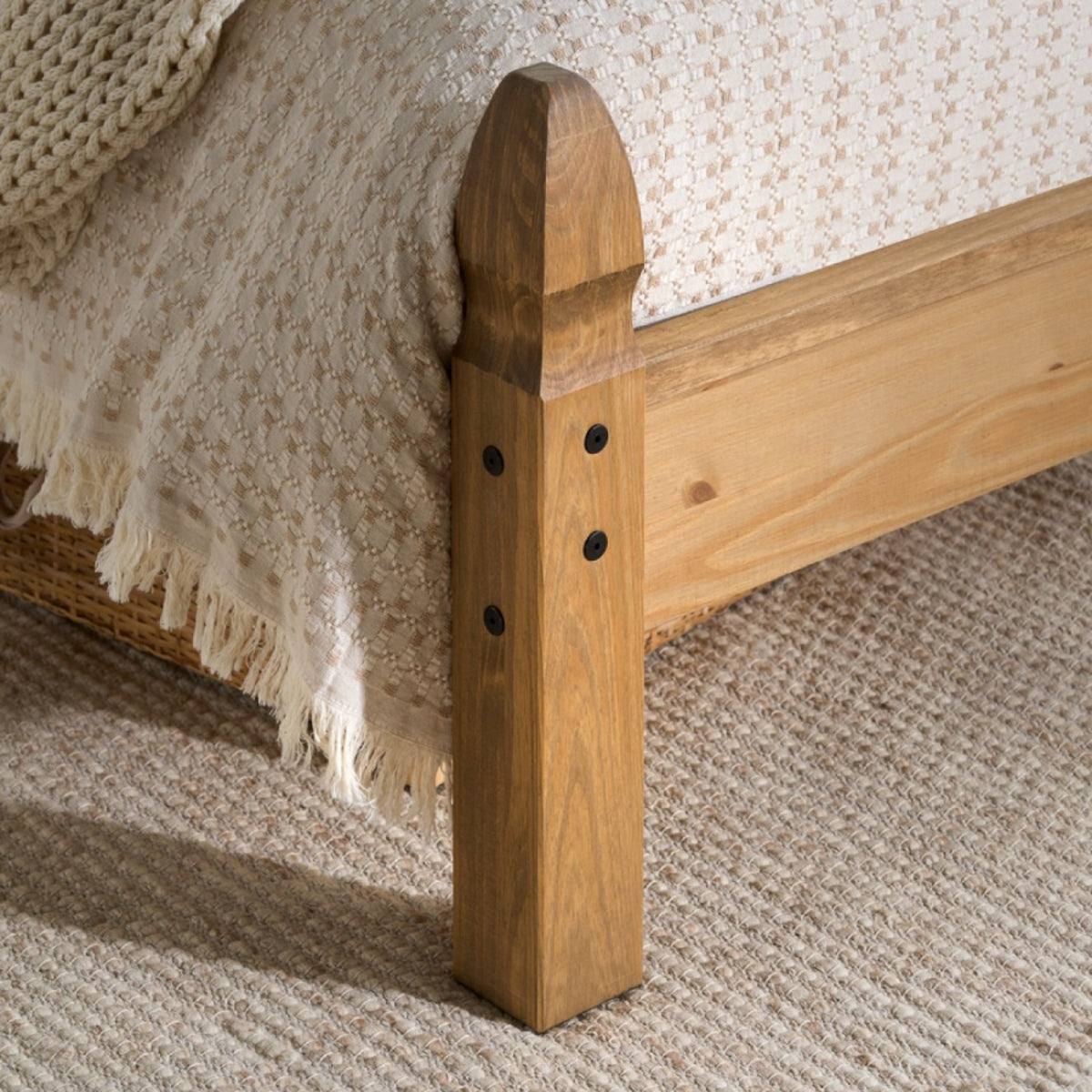 2026 Corona Low End Bed - Pine
