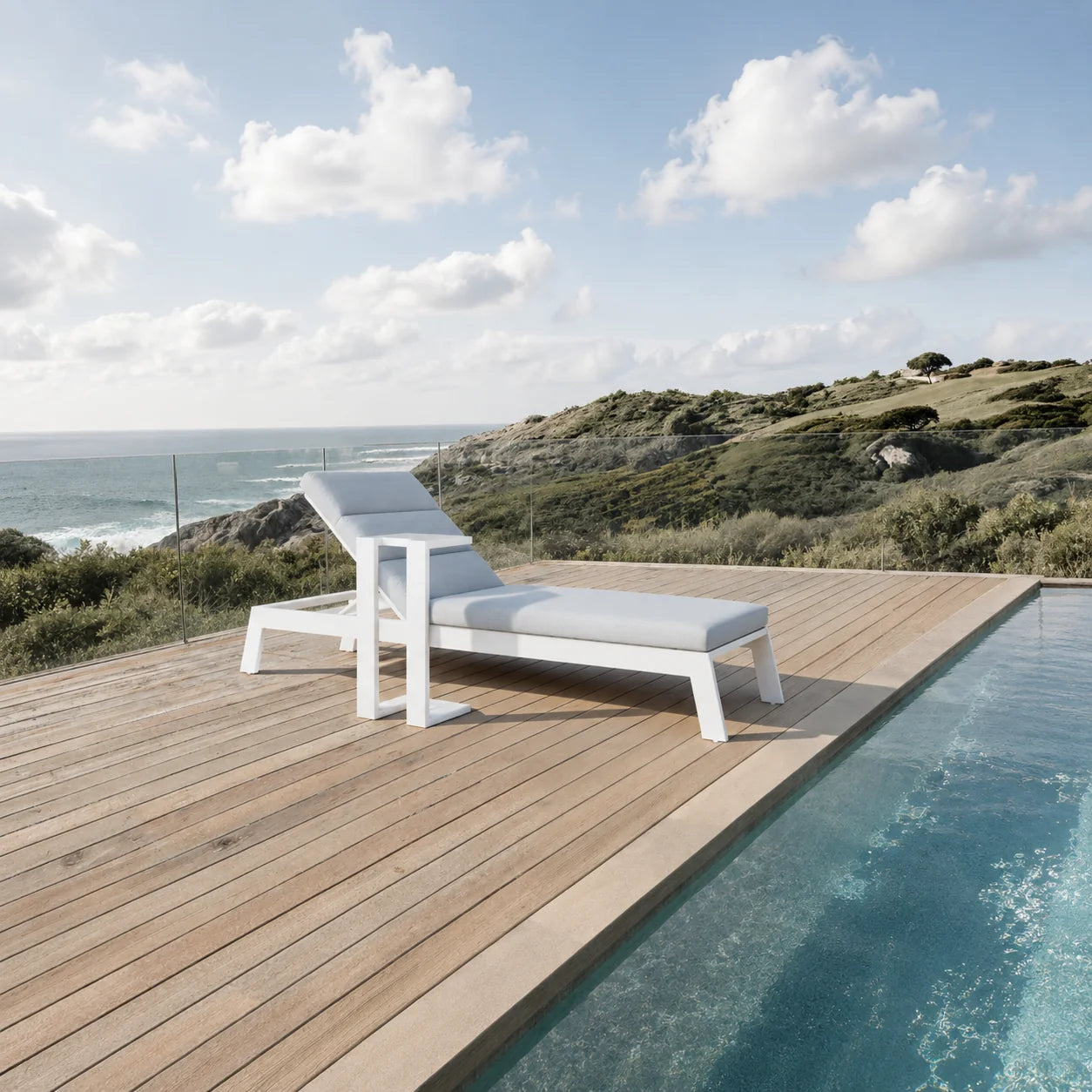 2026 ALUXO® Dasia Outdoor Sun Lounger - White