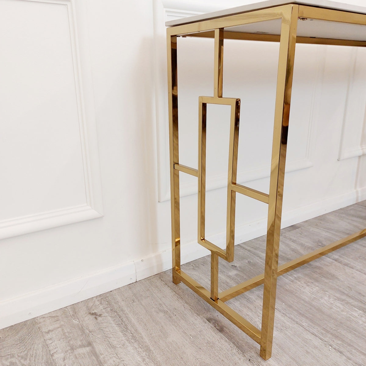 2026 Geo Gold Console Table with Polar White Sintered Top