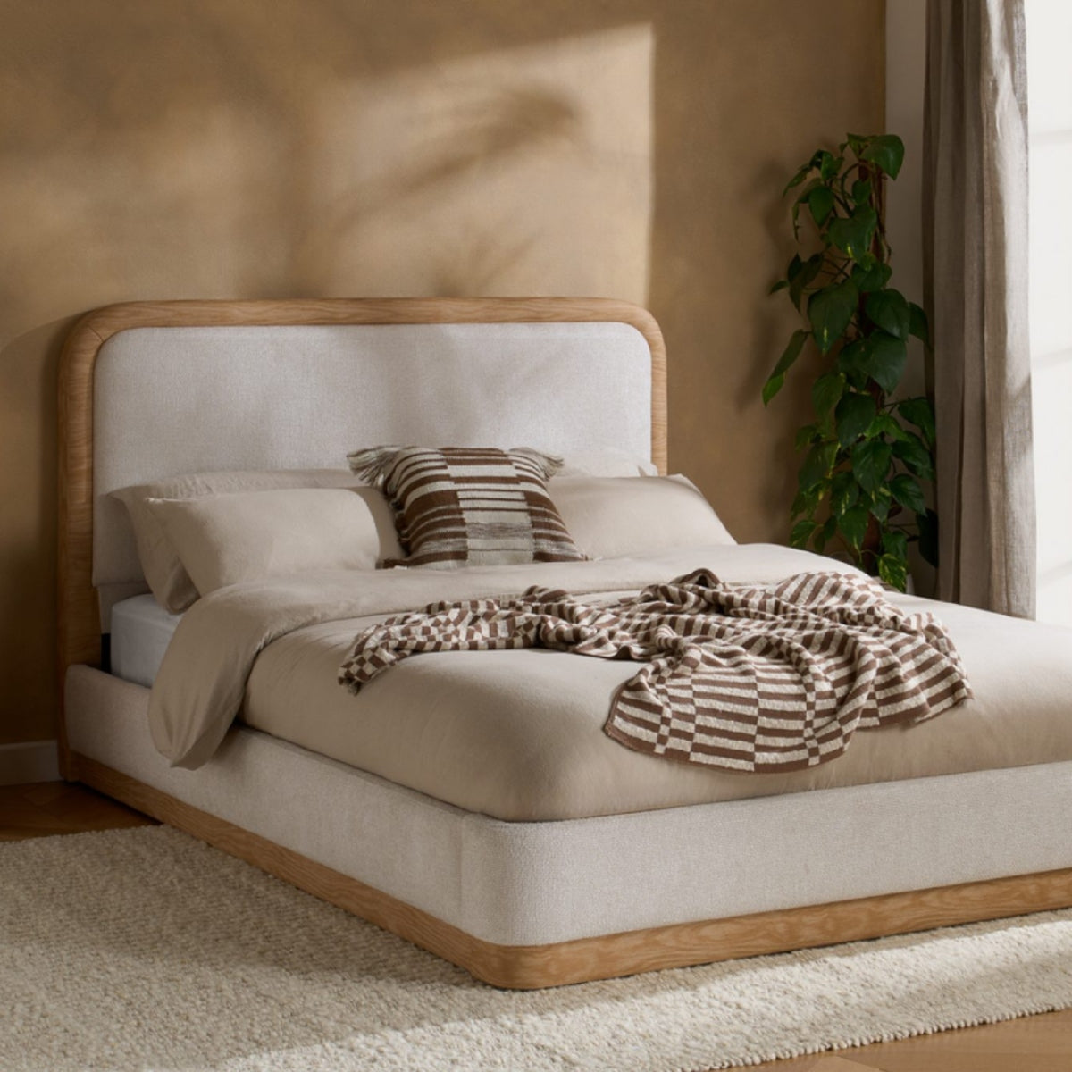 2026 Girona Bed White