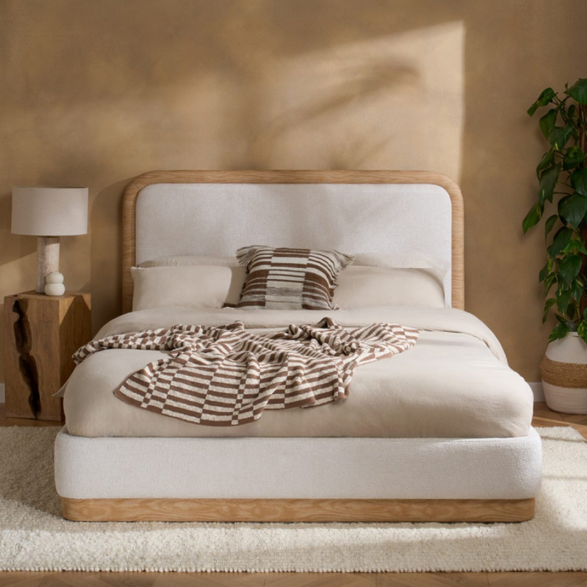 2026 Girona Bed White