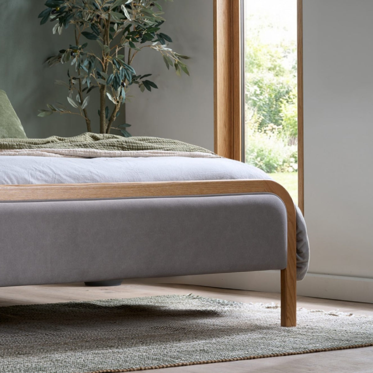 2026 Liana Bed - Oak