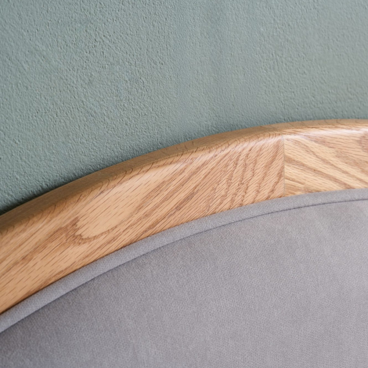 2026 Liana Bed - Oak