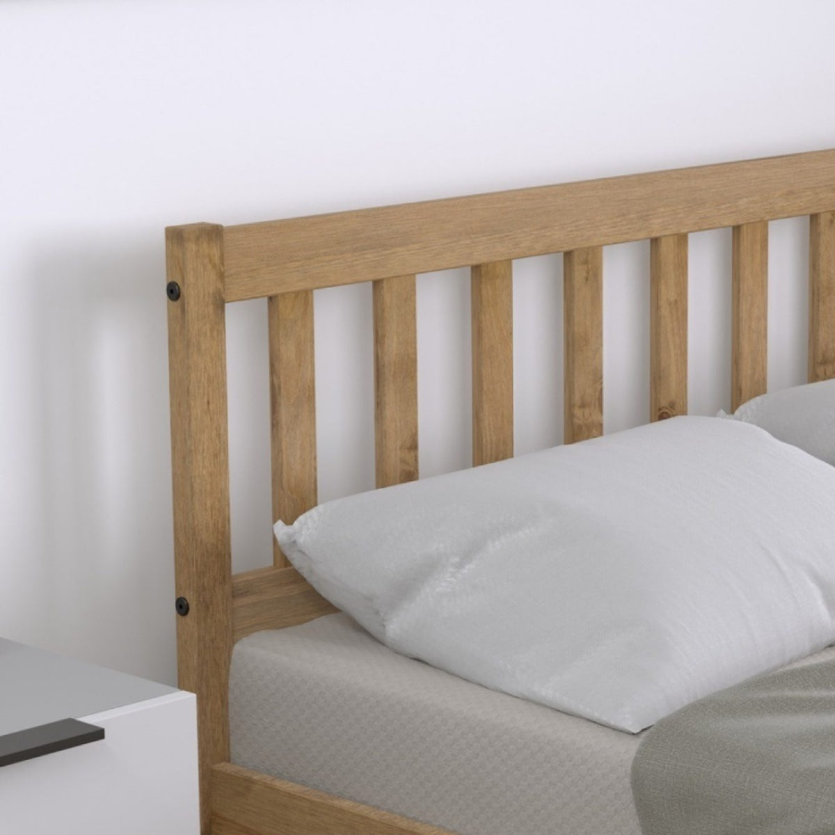 2026 Lisbon Bed - Pine