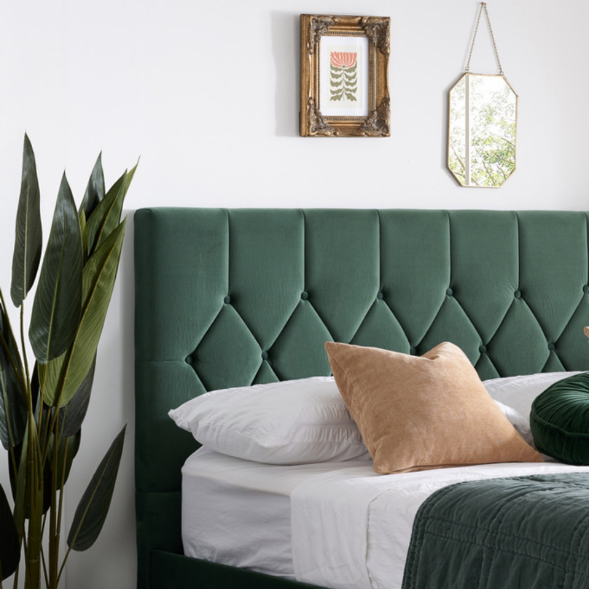 2026 Loxley Fabric Bed - Green