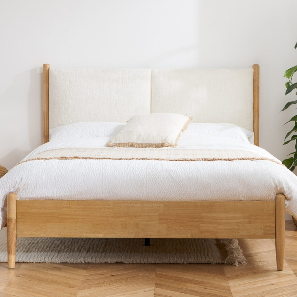 2026 Marley Bed - Oak