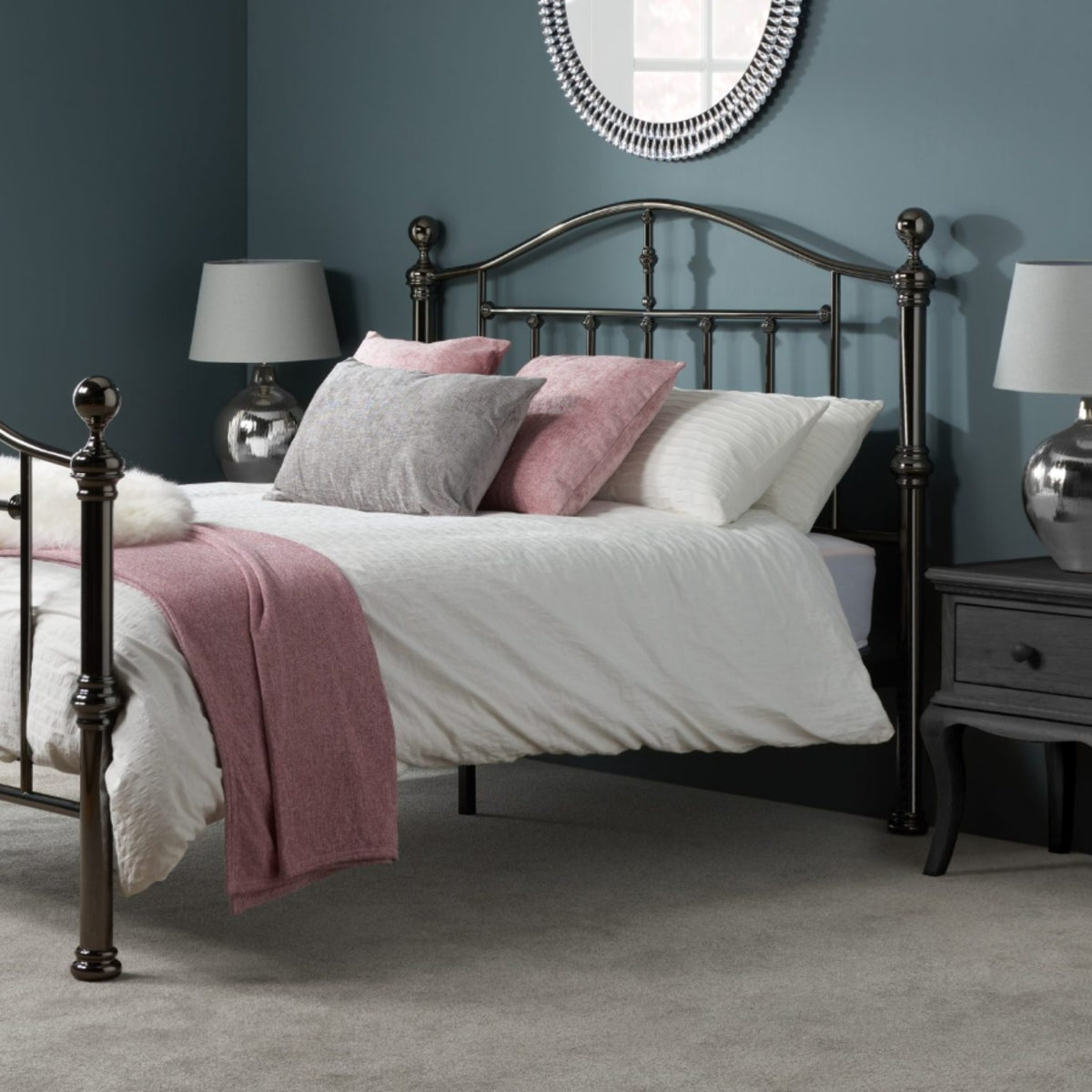 2026 Victoria Bed - Black Nickel