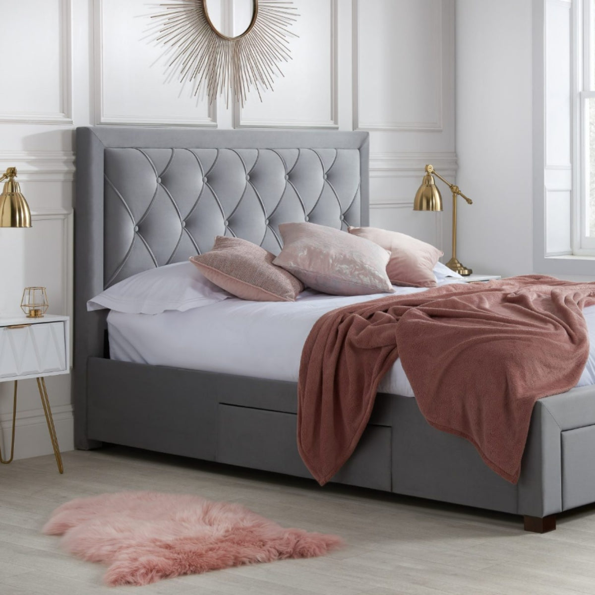 2026 Woodbury Fabric Bed - Grey Velvet