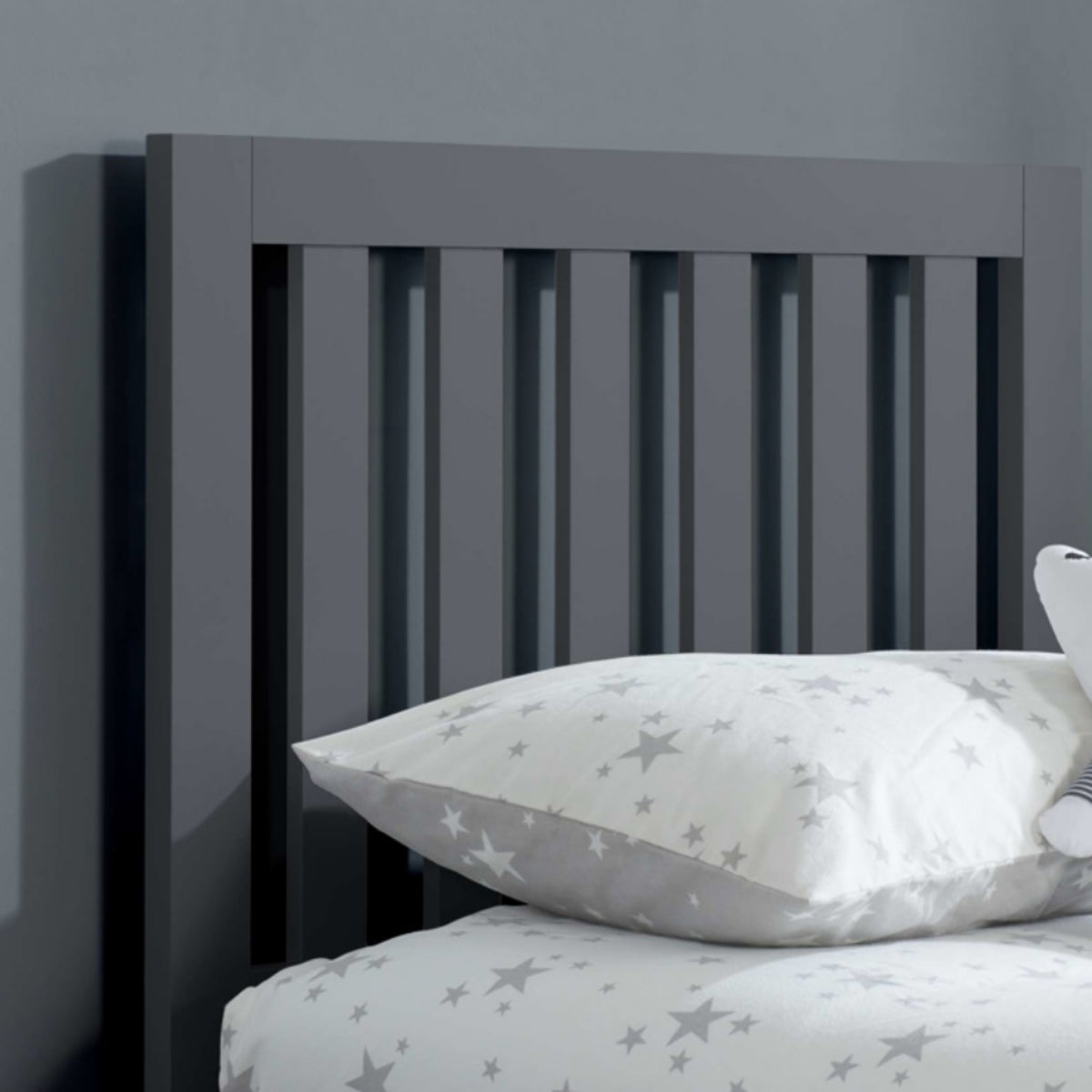 2026 Appleby Bed - Grey