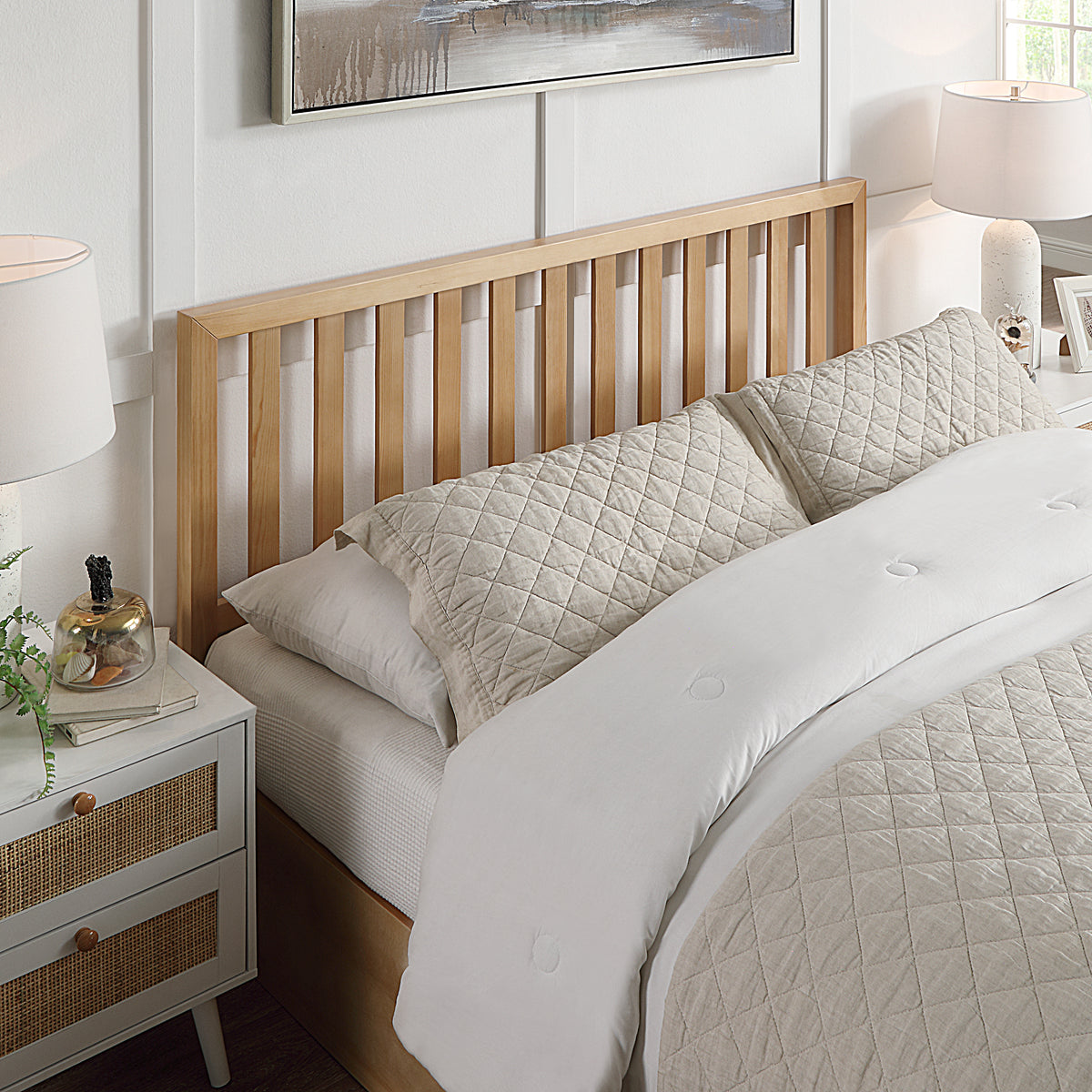 2026 Aberdeen Ottoman Bed Wood in Oak