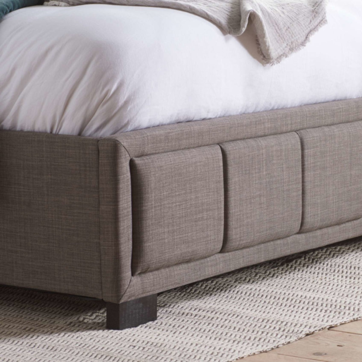 2026 Hannover Fabric Bed - Grey